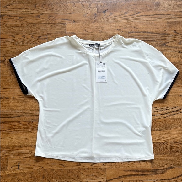 Zara Tops - Zara XL NWT Women's White Top with Black Accents